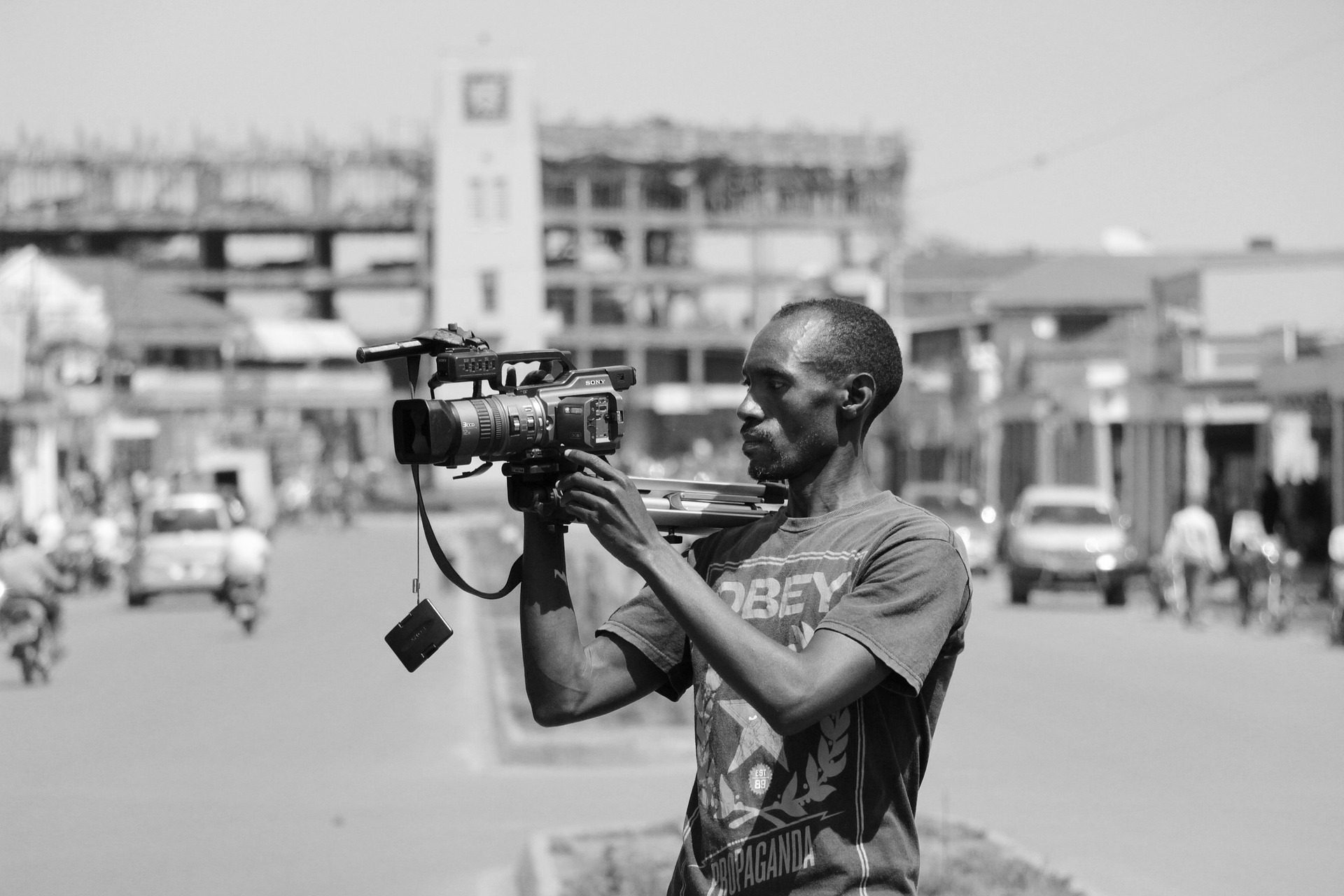 journalist-2314796_1920